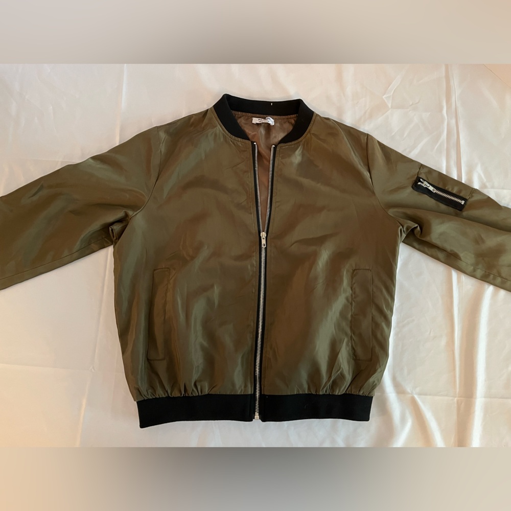 Zeagoo Olive Green Bomber Jacket Streetwear Utility